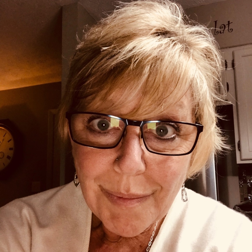 Meet your Posher, Kim